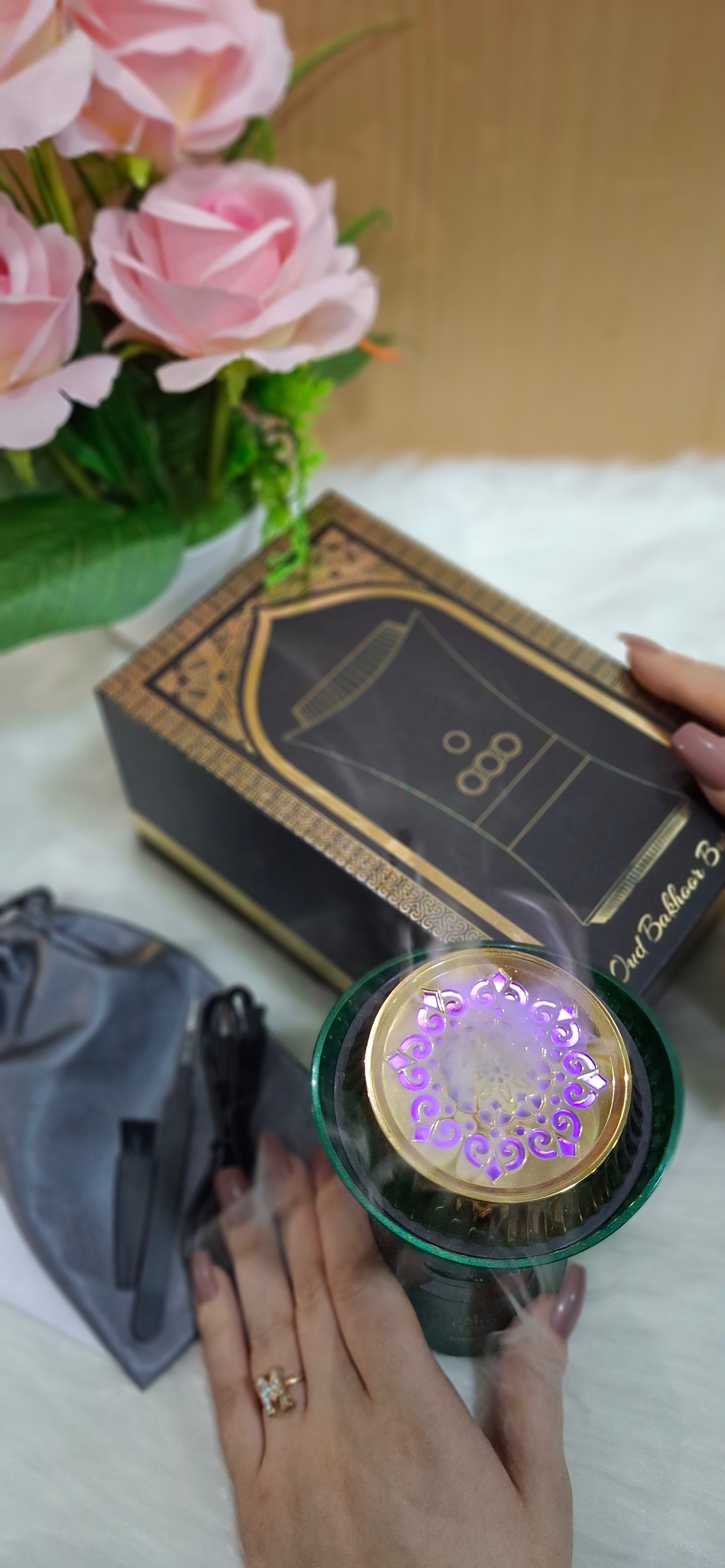 "Experience Timeless Fragrance: The Ultimate Electric Oud Burner for Effortless Aromatic Bliss"